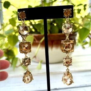 Gorgeous Drop Goldtone Champagne Dangle Pierced Earrings